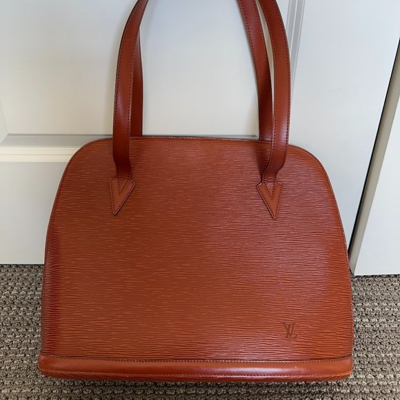 Louis Vuitton Lussac Handbag in Fawn Epi Leather